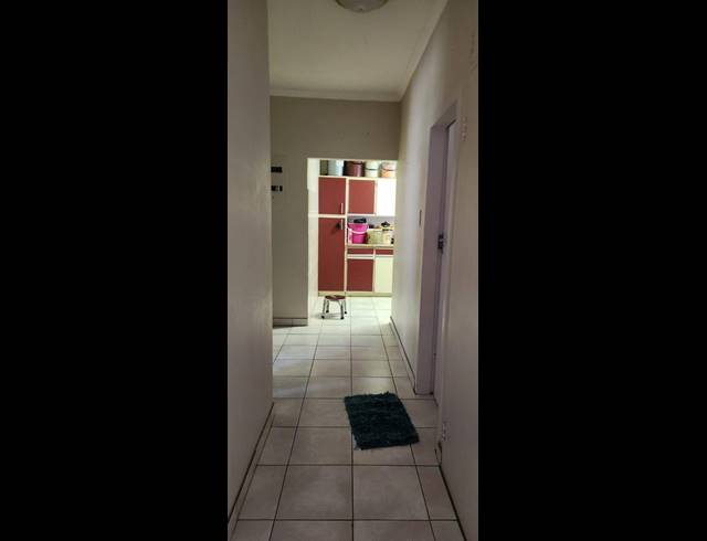 2 BEDROOM APARTMENT FOR SALE IN SECUNDA CENTRAL